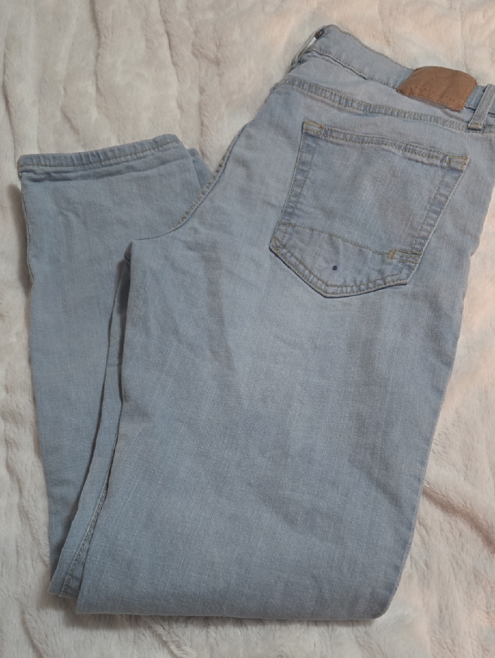Aeropostale Light Blue Relaxed Fit Men's Jeans